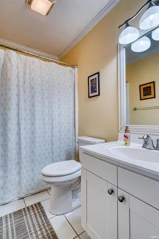 $315,000 | 105 Temple Drive, Newburgh, IN 47630