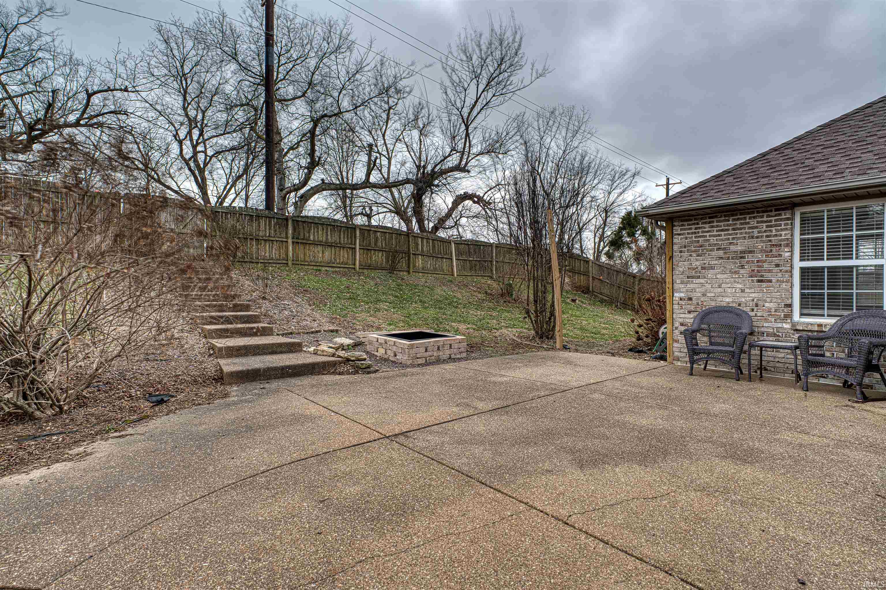 105 Temple Drive Newburgh, IN 47630 - Photo 32 of 35