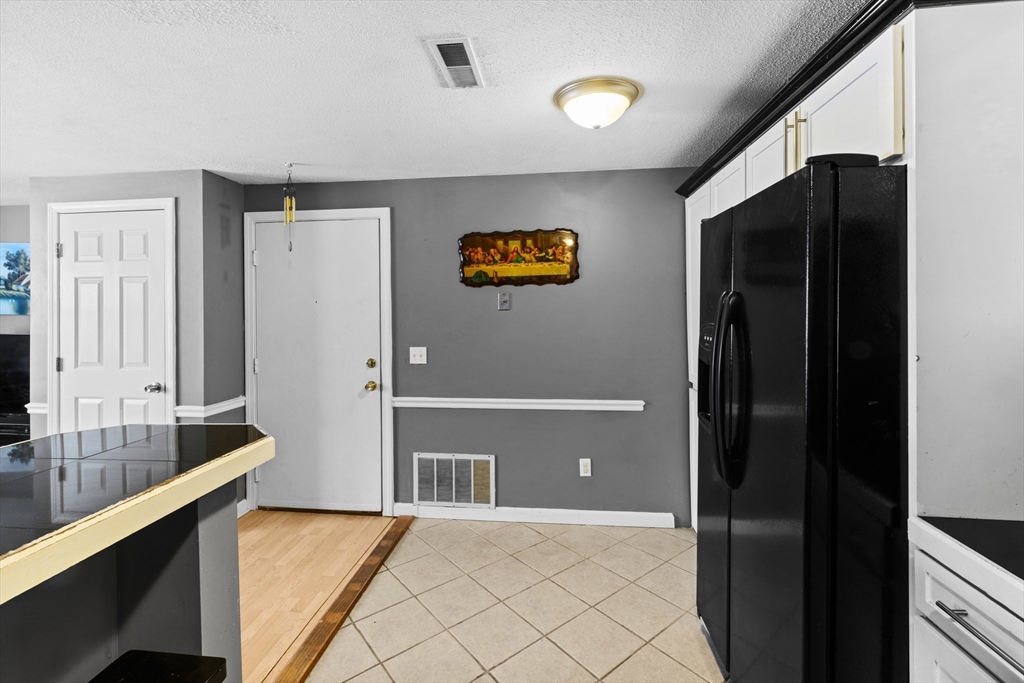 1607 Braley Road, Unit 70 New Bedford, MA 02745 - Photo 12 of 18