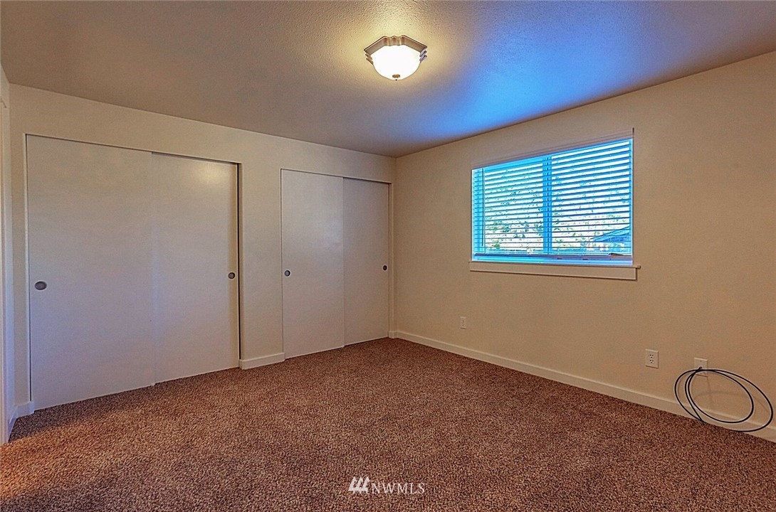 4460 Southeast Horstman Road Port Orchard, WA 98366 - Photo 11 of 25 Gallery Image 11