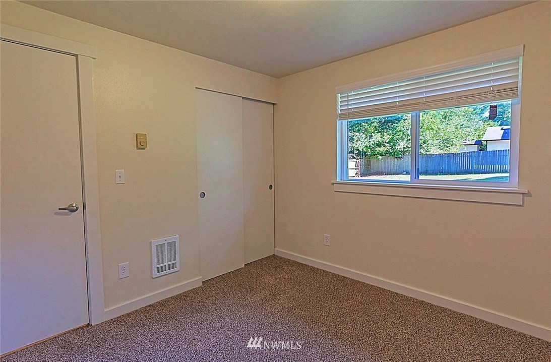 4460 Southeast Horstman Road Port Orchard, WA 98366 - Photo 18 of 25 Gallery Image 18