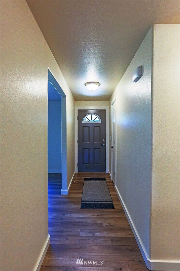 4460 Southeast Horstman Road Port Orchard, WA 98366 - Photo 3 of 25 Gallery Image 3