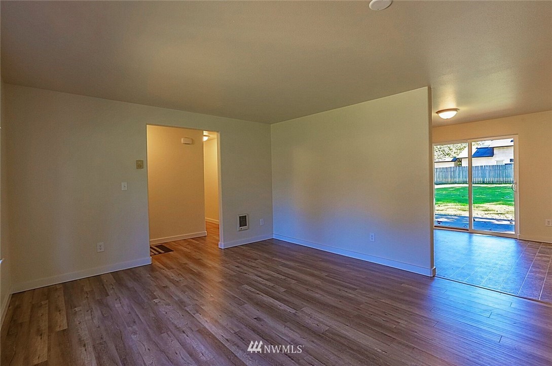 4460 Southeast Horstman Road Port Orchard, WA 98366 - Photo 6 of 25 Gallery Image 6