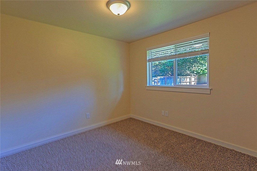 4460 Southeast Horstman Road Port Orchard, WA 98366 - Photo 10 of 25 Gallery Image 10