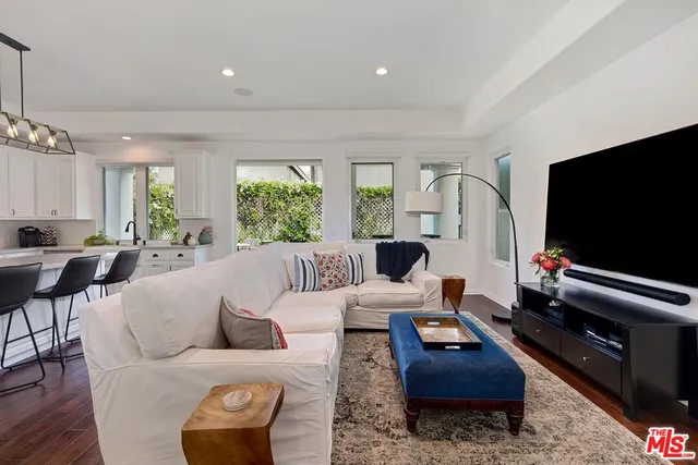 $2,625,000 | 820 Howard Street, Marina del Rey, CA 90292