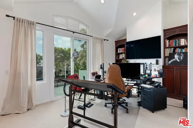 $2,625,000 | 820 Howard Street, Marina del Rey, CA 90292