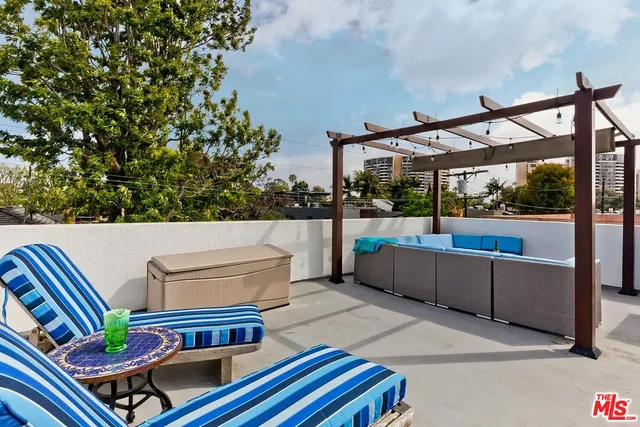 $2,625,000 | 820 Howard Street, Marina del Rey, CA 90292