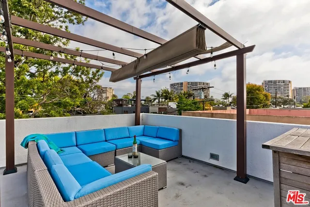 $2,625,000 | 820 Howard Street, Marina del Rey, CA 90292