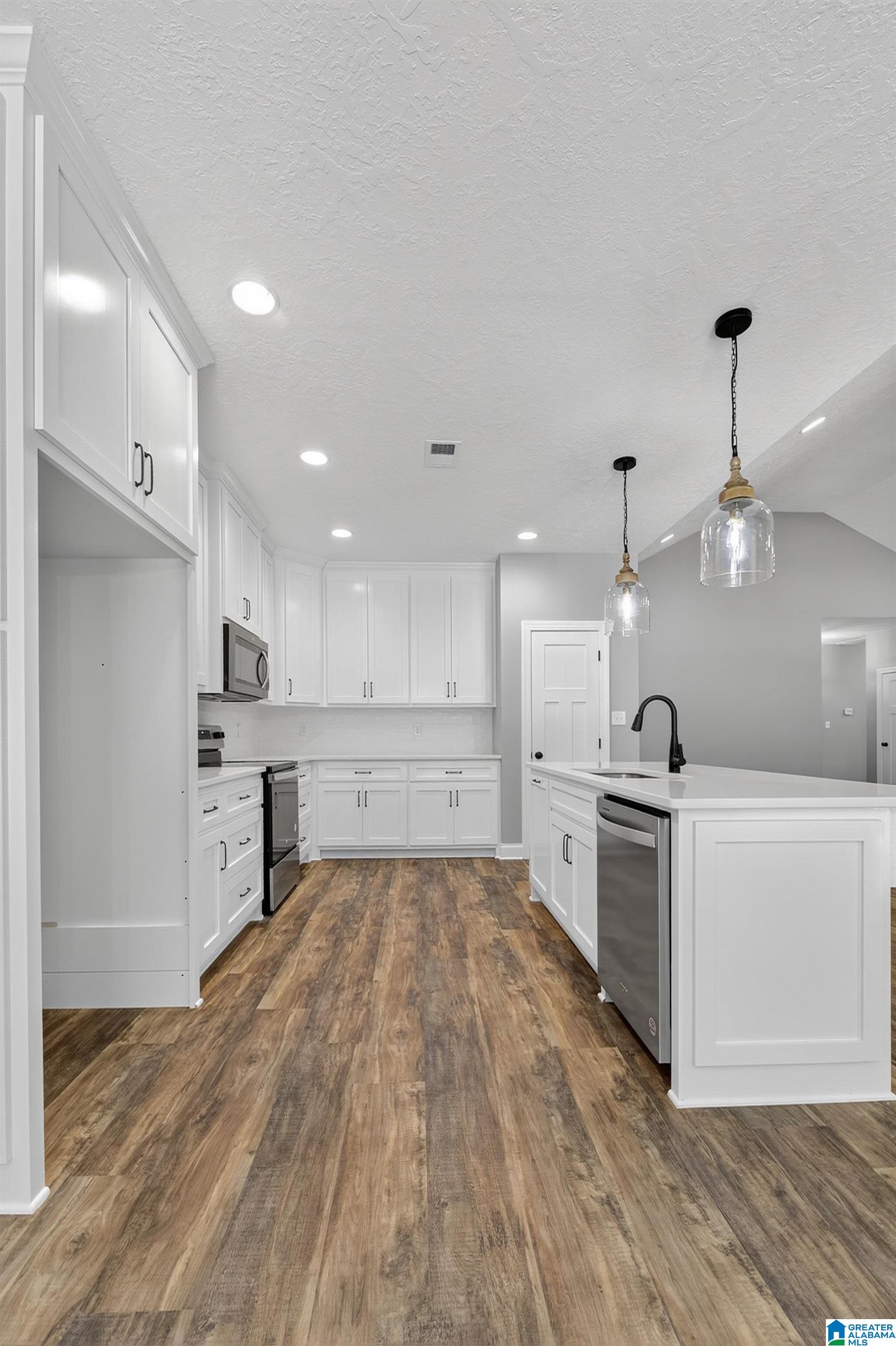 105 Meadow Creek Road Gadsden, AL 35905 - Photo 11 of 34