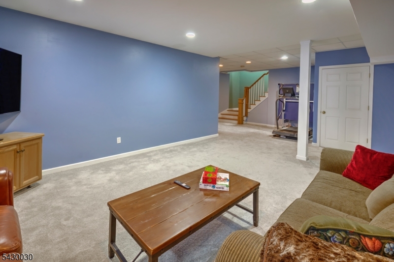 77 Riverside Drive Bernards, NJ 07920 - Photo 28 of 39