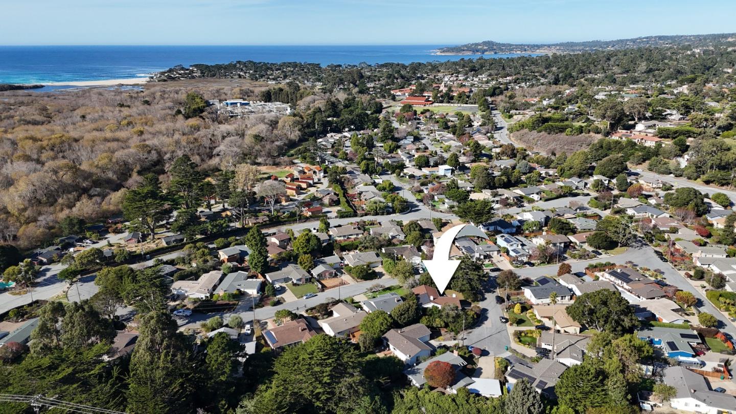 26571 Aspen Place Carmel, CA 93923 - Photo 44 of 46 an aerial view of multiple house