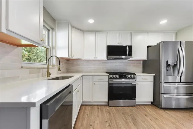 $259,999 | 11740 Dennis Circle, Irwin, PA 15642