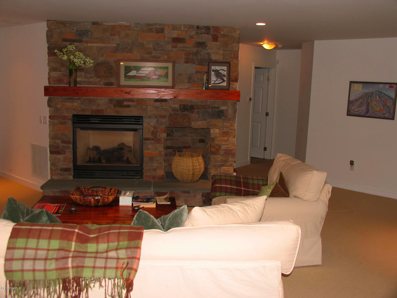 87 Maple Hill Road West Stockbridge, MA 01266 - Photo 31 of 35 IMG_9602 2