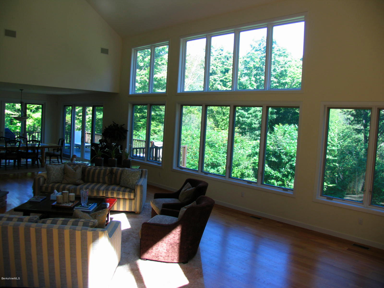 87 Maple Hill Road West Stockbridge, MA 01266 - Photo 8 of 35 IMG_9578