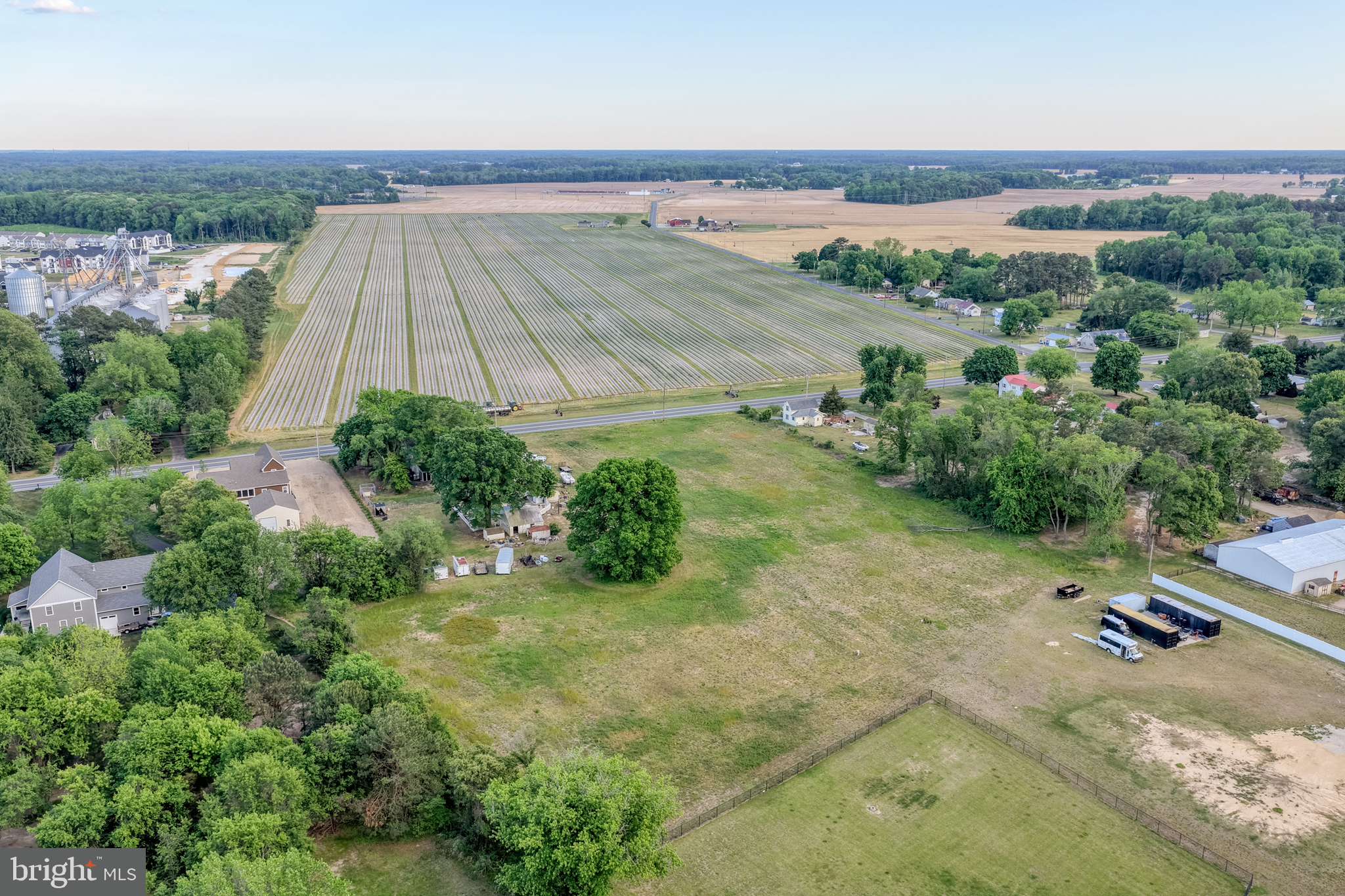 6850 Shawnee Road Milford, DE 19963 - Photo 9 of 15 an aerial view of a yard