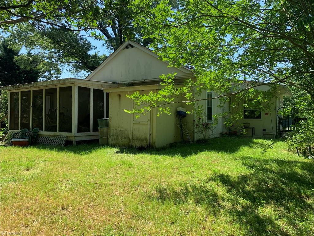236 Mountain View Road Mount Airy, NC 27030 - Photo 20 of 35 Gallery Image 20