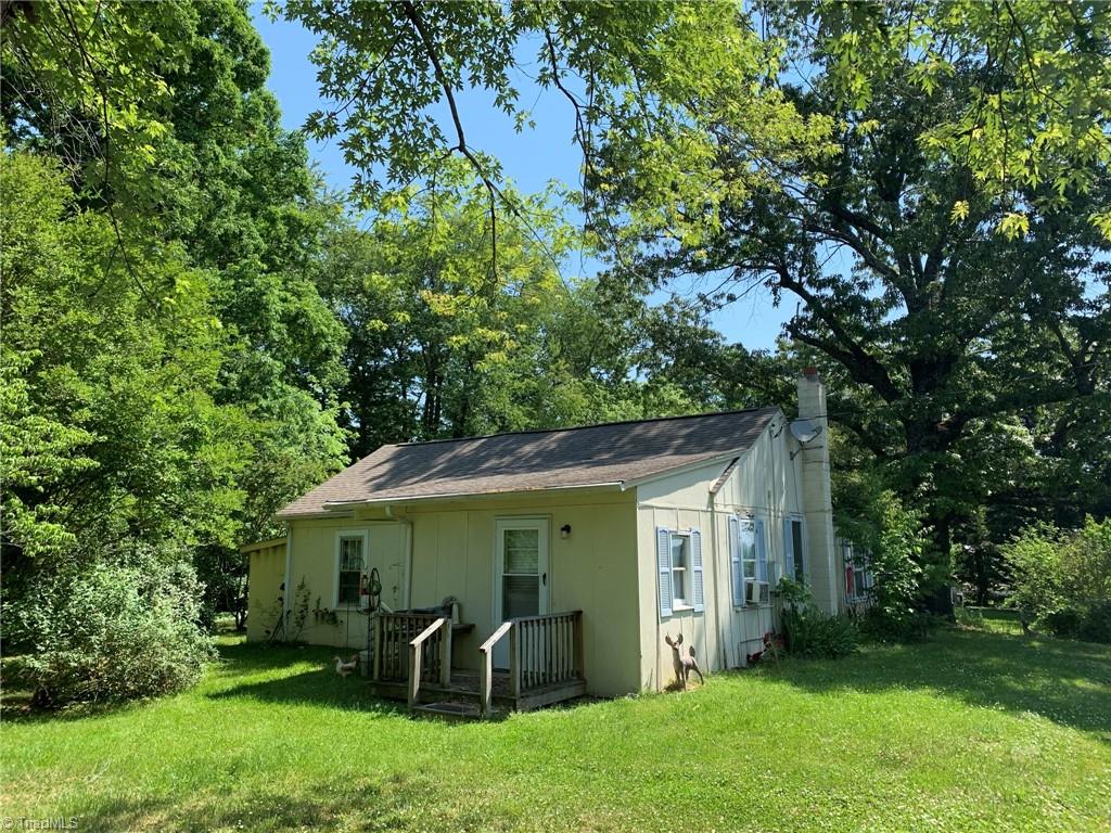 236 Mountain View Road Mount Airy, NC 27030 - Photo 23 of 35 Gallery Image 23