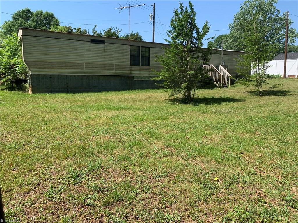 236 Mountain View Road Mount Airy, NC 27030 - Photo 27 of 35 Gallery Image 27