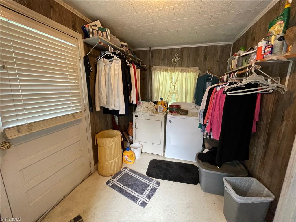 236 Mountain View Road Mount Airy, NC 27030 - Photo 9 of 35 Gallery Image 9