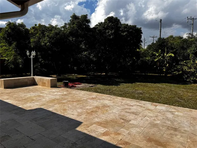 $3,500 | 401 Northwest 23rd Street, Boca Raton, FL 33431