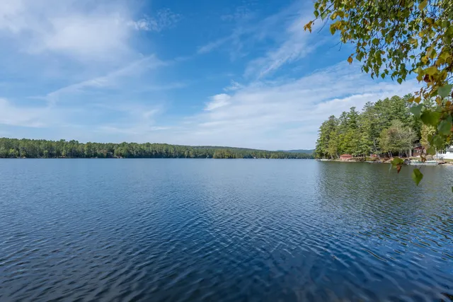 $830,000 | 24 Chickadee Way, Norway, ME 04268