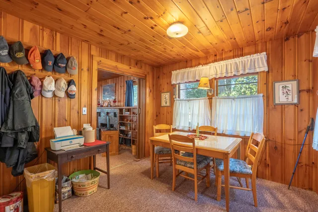 $830,000 | 24 Chickadee Way, Norway, ME 04268