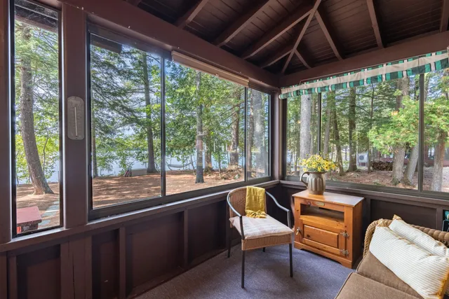 $830,000 | 24 Chickadee Way, Norway, ME 04268