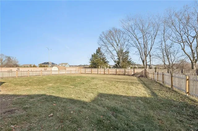 $369,900 | 821 Northeast Colleen Drive, Lee's Summit, MO 64086