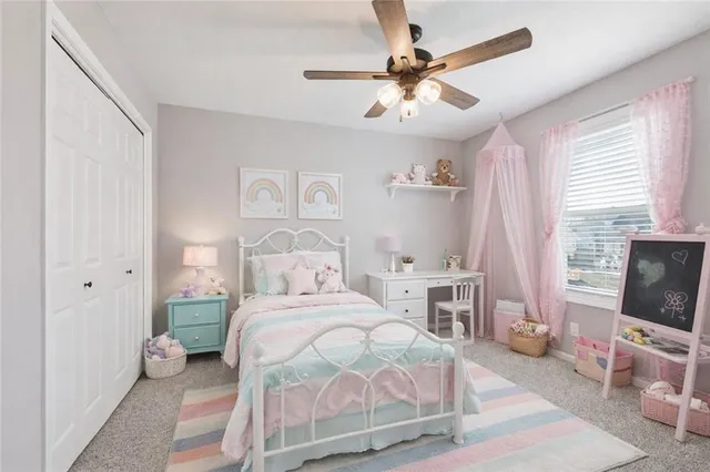 $369,900 | 821 Northeast Colleen Drive, Lee's Summit, MO 64086