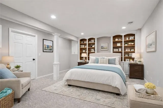 $369,900 | 821 Northeast Colleen Drive, Lee's Summit, MO 64086