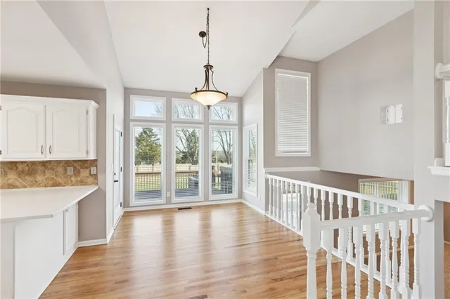 $369,900 | 821 Northeast Colleen Drive, Lee's Summit, MO 64086