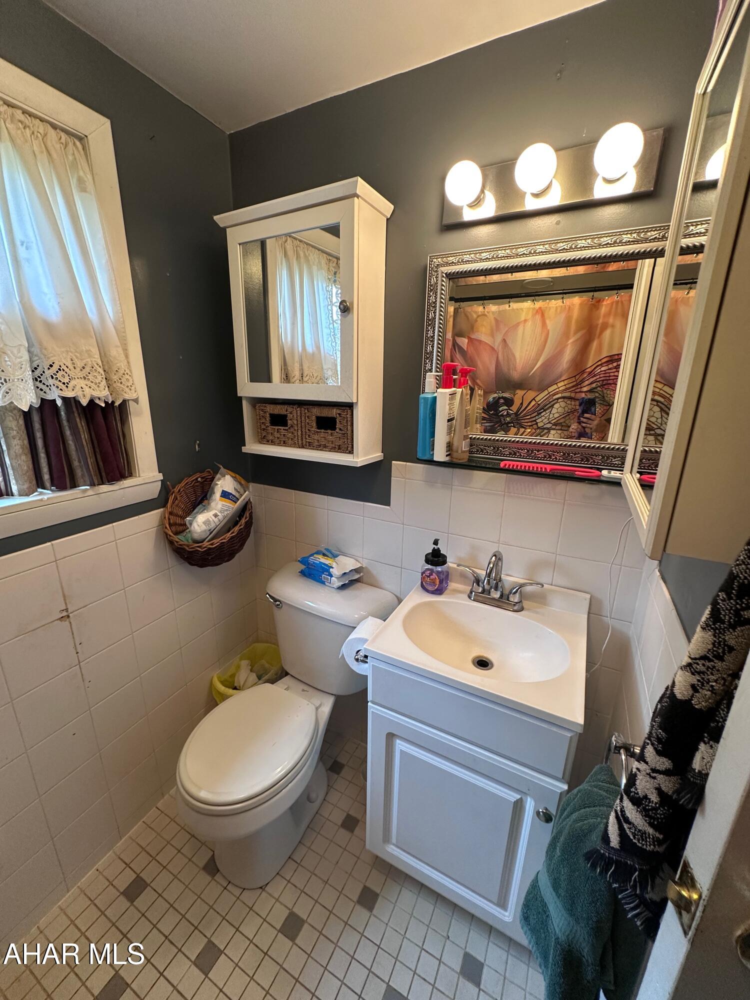 11585 Clear Ridge Road Everett, PA 15537 - Photo 18 of 38 Gallery Image 18