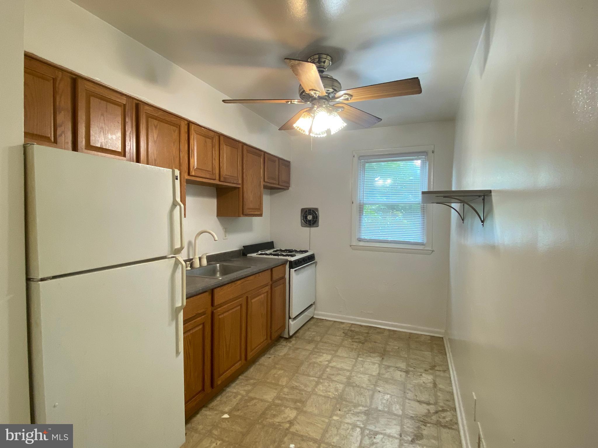 3815 Birchview Avenue, Unit 2 Baltimore, MD 21206 - Photo 6 of 14