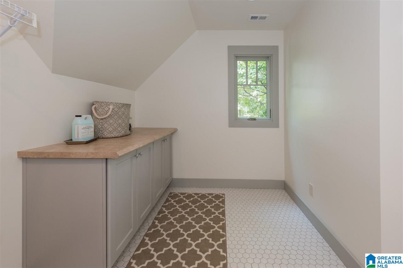 546 Broadway Street Birmingham, AL 35209 - Photo 33 of 46