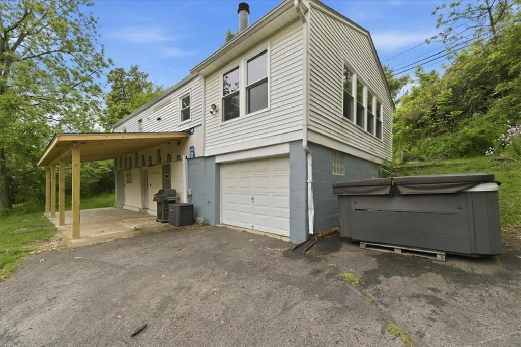 119 Planet Way McKees Rocks, PA 15136 - Photo 30 of 32