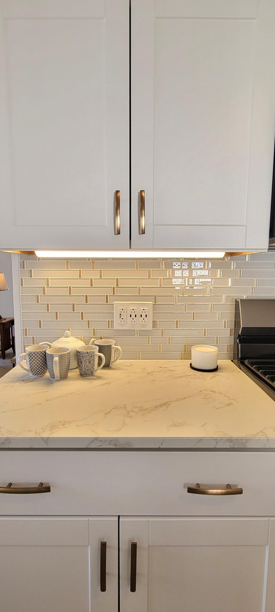 244 Standing Bear Cathedral City, CA 92234 - Photo 19 of 76 KITCHEN CABINETRY