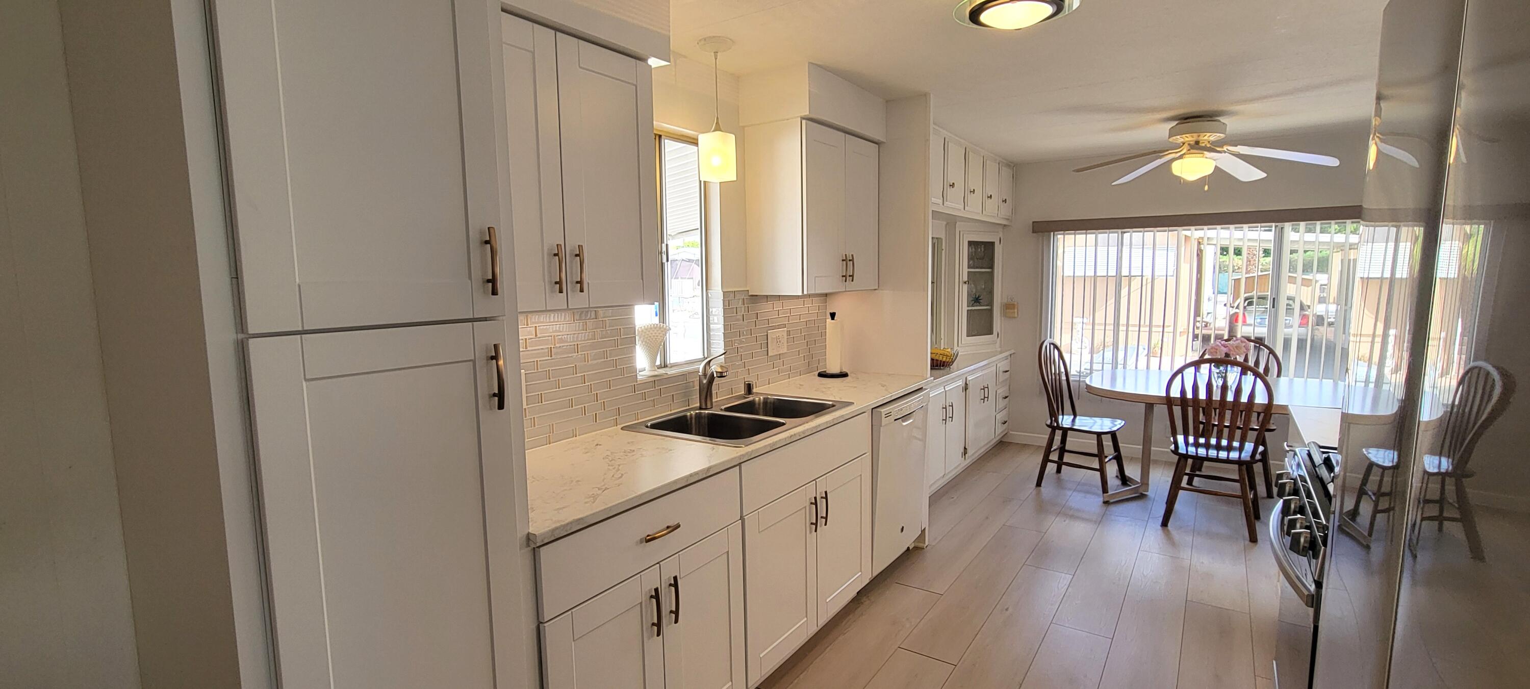 244 Standing Bear Cathedral City, CA 92234 - Photo 20 of 76 KITCHEN