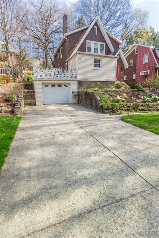 269 Cascade Road Pittsburgh, PA 15221 - Photo 2 of 22 Gallery Image 2