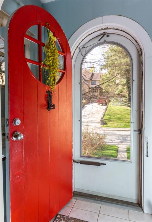 269 Cascade Road Pittsburgh, PA 15221 - Photo 4 of 22 Gallery Image 4