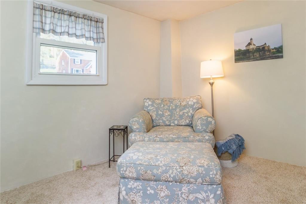 269 Cascade Road Pittsburgh, PA 15221 - Photo 10 of 22 Gallery Image 10