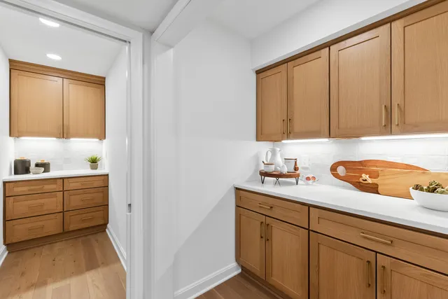 $1,649,000 | 10525 North Fairway Lane, Mequon, WI 53092