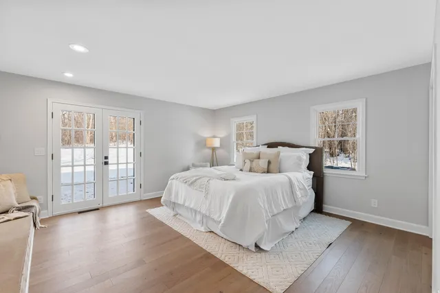 $1,649,000 | 10525 North Fairway Lane, Mequon, WI 53092