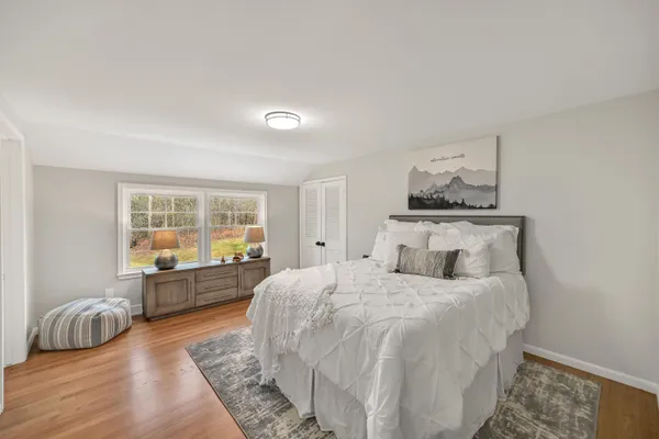 $1,599,999 | 10525 North Fairway Lane, Mequon, WI 53092
