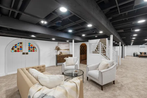 $1,599,999 | 10525 North Fairway Lane, Mequon, WI 53092