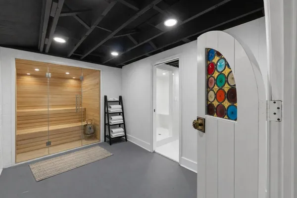 $1,599,999 | 10525 North Fairway Lane, Mequon, WI 53092