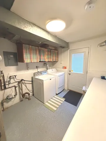 $329,900 | 316 Maplewood Lane, Crystal Lake, IL 60014