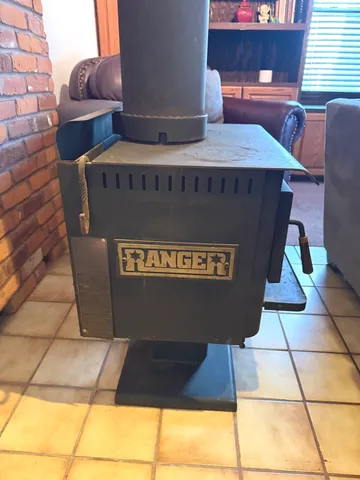 $329,900 | 316 Maplewood Lane, Crystal Lake, IL 60014