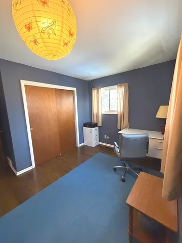 $329,900 | 316 Maplewood Lane, Crystal Lake, IL 60014