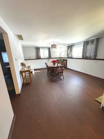 $329,900 | 316 Maplewood Lane, Crystal Lake, IL 60014