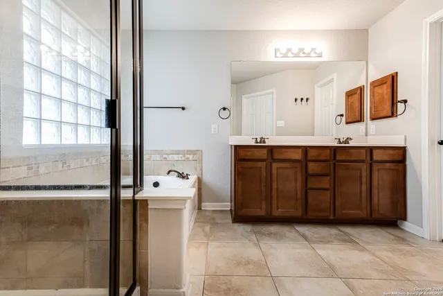 $489,000 | 23702 Misty Peak, San Antonio, TX 78258